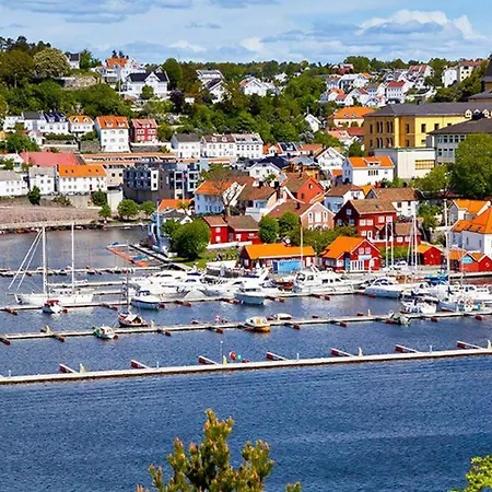 Cosy By The Sea And Beach Apartment Arendal